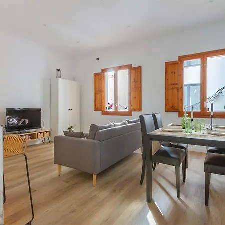 Boutique Stay, Private Wing By The Sea Daire *