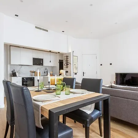 דירה Stylish By The Sea *