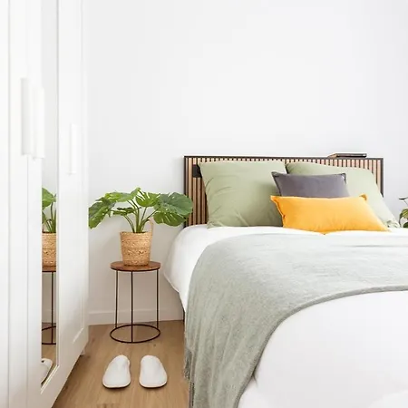 Stylish By The Sea *