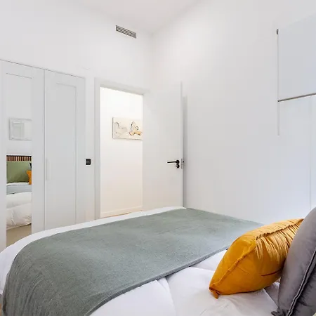 Stylish By The Sea *