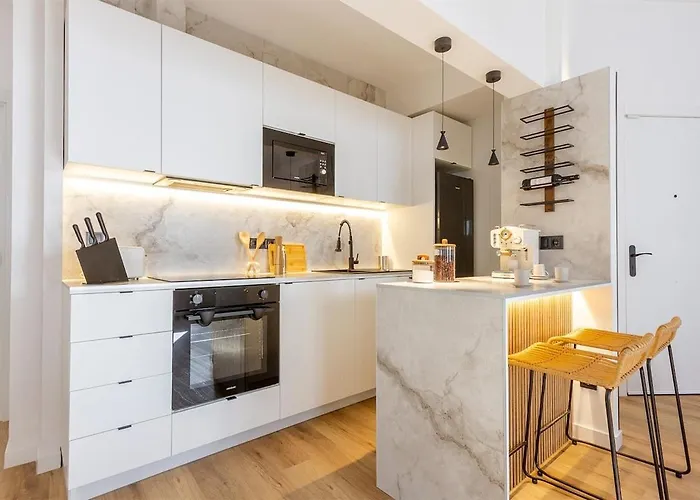 Boutique Stay, Private Wing By The Sea Appartement *